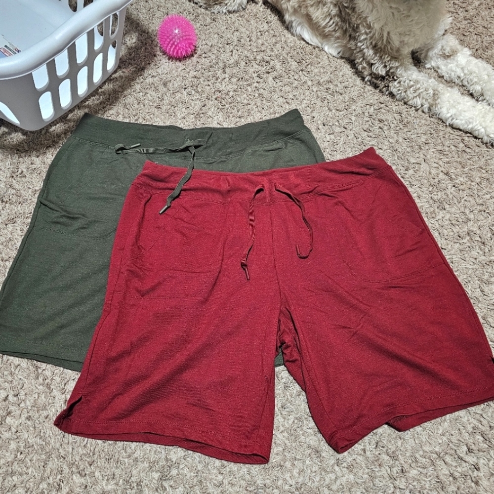 Athletic XL, green and red shorts